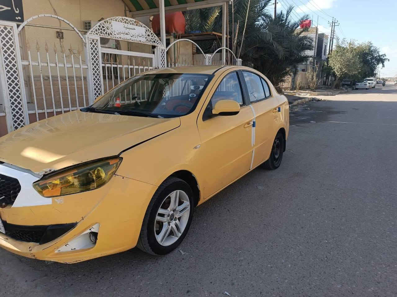 السلام عليكم سياره صيني  فاو موديل 2014/رقم بصره نكليزي باقي عل ستلم لو حات سنويه 2030/راعيه بل ناصريه تحويل مصفر هيه وغرامات خط وبحث جاهزه السياره كله. مكينه بلاد كير تماتيك حداديه 70 من 100 تخم تاير باتري كهربائيات تبريد ثلج مانقصه اي شي مكان السياره الناصريه مركز السعر 34 وبيه مجال حك الجيه *********** غير متواجد عل فيس ذني صوره
