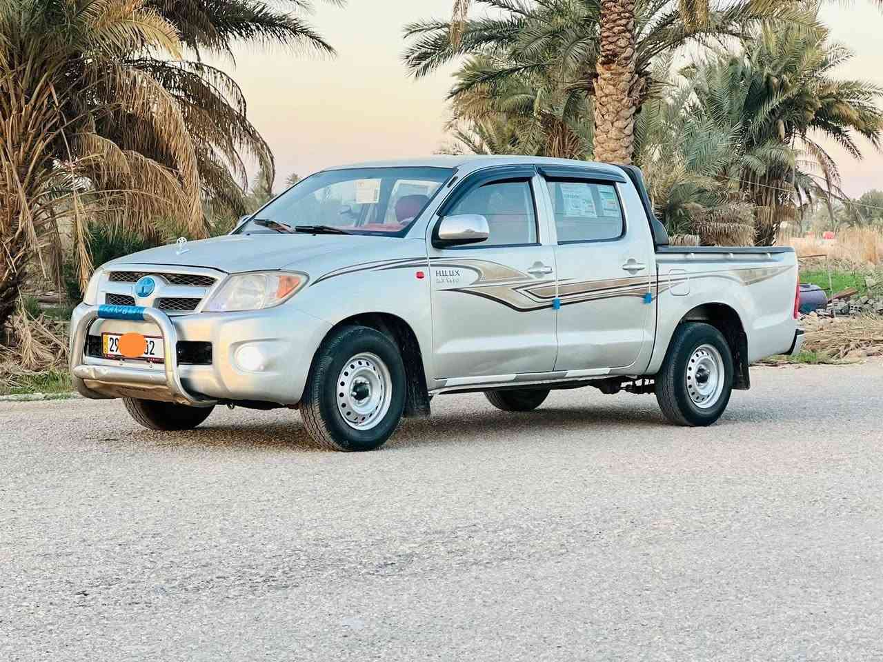 بيكم تيوتا هايلوكس 2006 السياره جديده كلش 
كفالة من الضربه والتبديل مكينه كير حداديه جديده 
تخم تاير جديد تبريد 🥶+تدفئه 🔥كهربائية كله شغاله شاشه ارضيه وكشنات جلد السياره مسويله ادامه من الدعاميه للدعاميه ماذب عليه ربع رقم واسط دولي باسمي سنويه مجدده مشروع وطني تريد تحويل تريد وكاله السياره جاهزه مال جناي 
الشراي يتصل 
***********
***********
