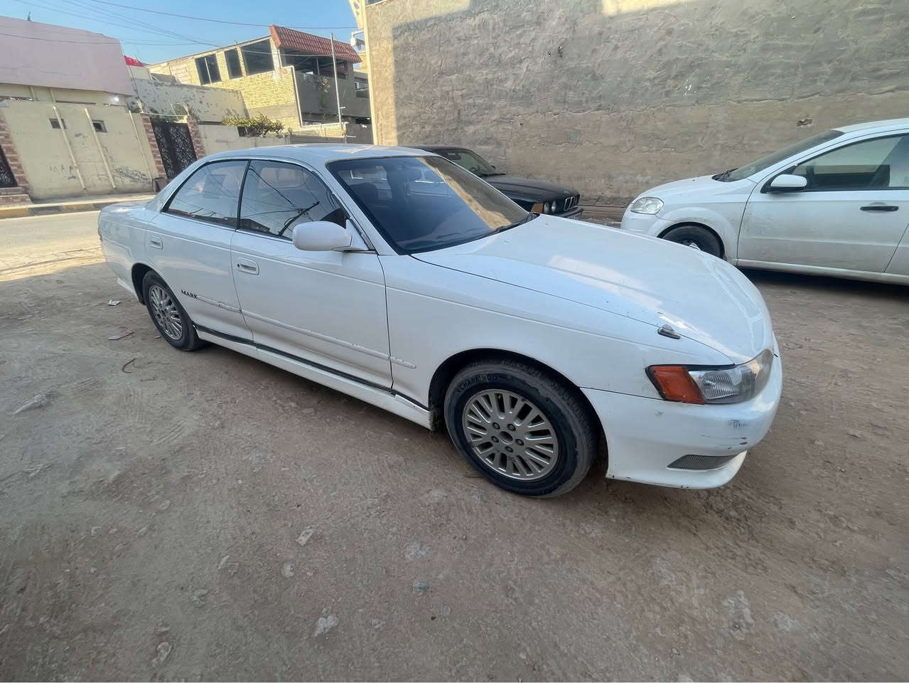 السلام عليكم سياره مارك مديل ٩٣ رقم بغداد سياره كفاله من ضربه ونقل  الون بيض محرك ونجي سعر ٥٨ مكان نجف ستفسار اتصال على رقم ***********
