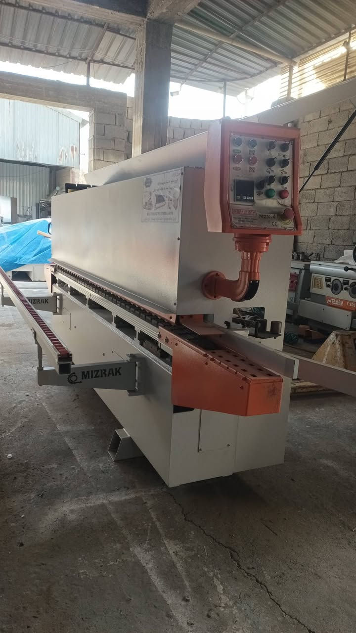 لبيع 
لاصقه مزراق موديل 2015 نظافه فول 4مراحل 
اربيل صناعه جنوبيه خلف شركه اوسكار فرع نجارين 
***********واتساب 
***********واتساب
