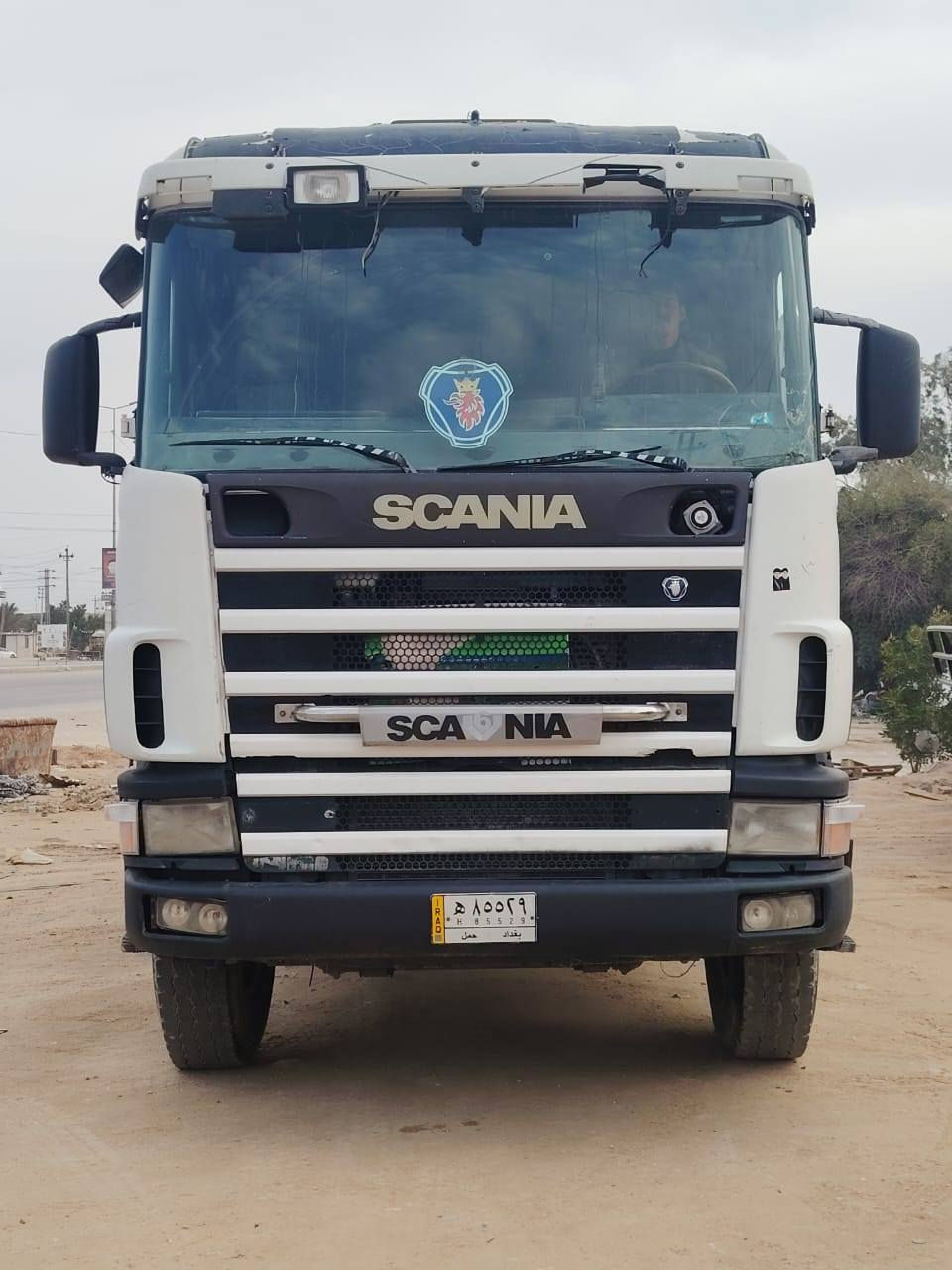 سلام عليكم للبيع سكانية بومة موديل 96 مجموعة بايجر 19 كير 900/3/3 شاصي كفالة مكينة 6 انجكتر 420 لا صرف ولا بخار رقم بغداد ألماني تخم تاير 24 حدادية جديدة بدي جديد السعر 270 أو بية مجال الاستفسار ***********
