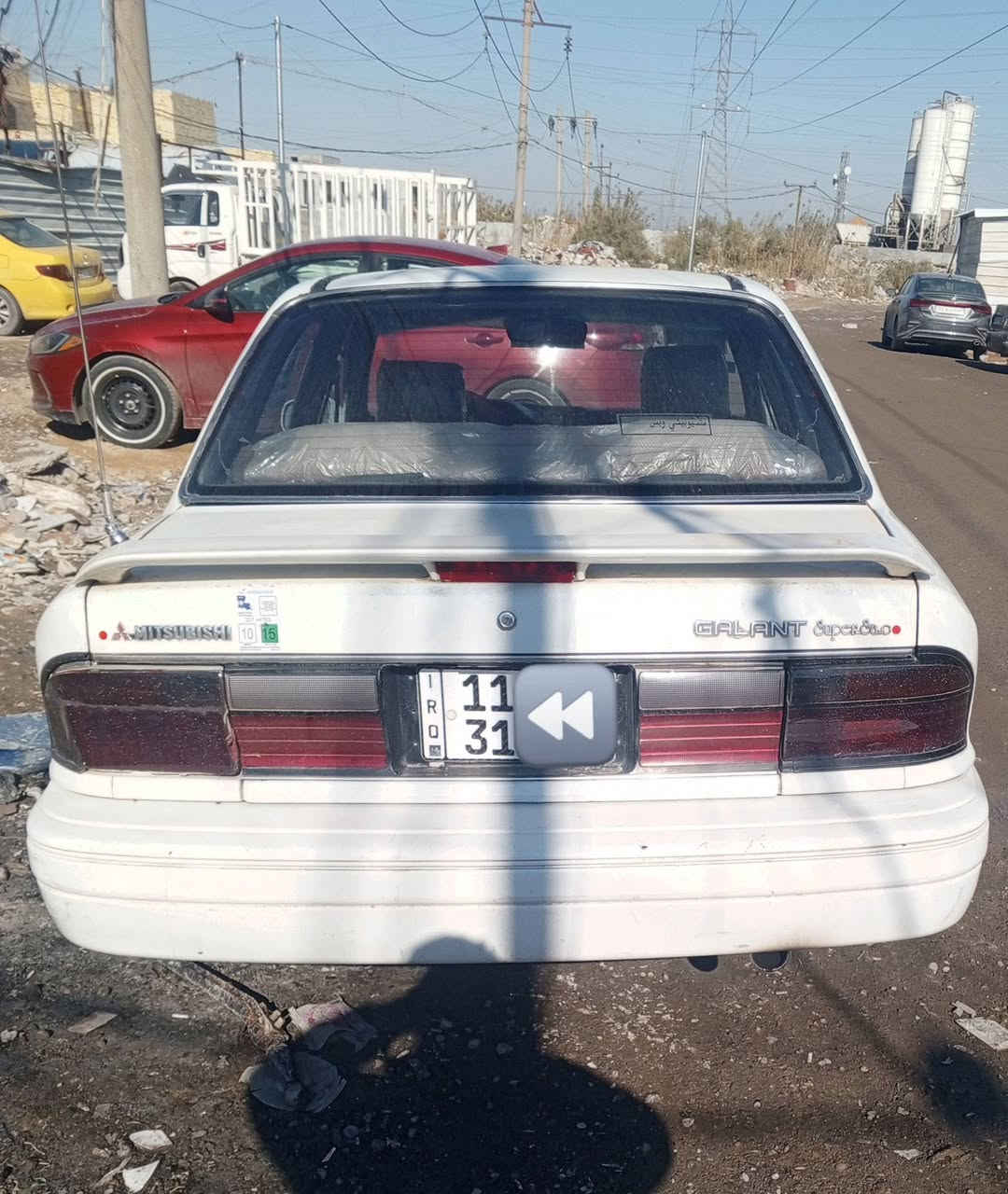 السلام عليكم سياره مسبوشي ياباني موديل 1989 سياره حلوه لا ضربه ولا صبغ مكفوله كير ومكينه صدر خلفي امامي  اترايك وين ميعجبك تخم تاير تبريد شغال كهربائيات كله شغاله تحويل موباشر العنوان بغداد البياع ***********
