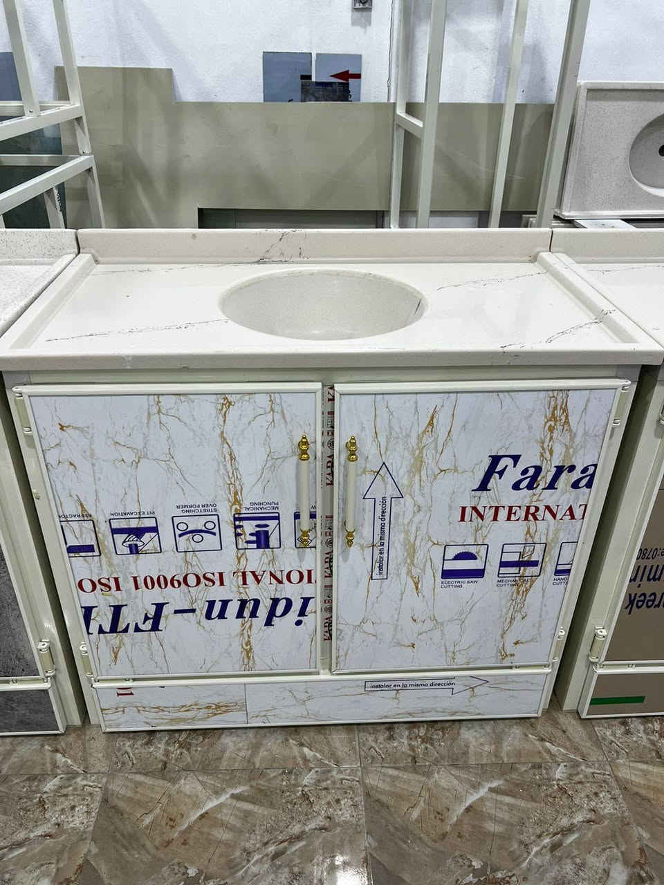 سنكات شغل جديد حطاطه تحشا خشب رفوف
 بنل حجل قلاب
 سنك قياس متر سعر 90 الف
سنك قياس متر و20. سعر 110 الف
سنك قياس متر ونص سعر 125 الف
يتوفر توصيل داخل الرمادي
يتوفر كافت الأوان ويرهم مرواس بمستخدم


**إذا كنت صاحب هذا الإعلان وتريد حذفه لأي سبب، رجاءا أرسل رسالة إلى الدعم الفني**