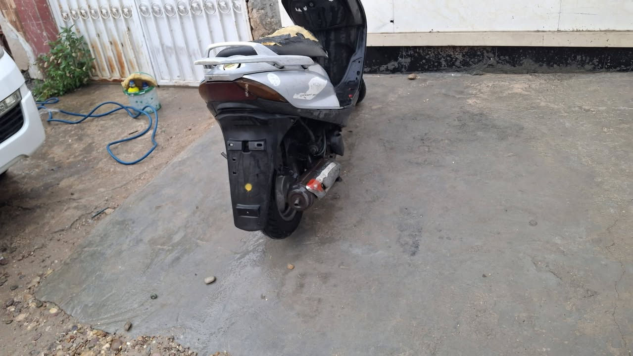 السلام عليكم دراجه ماكس للبيع سعر 450 وبيها مجال دراجه كفاله عامه مراوس ب 60 مراوسنرقم تليفوني مراوس هم مراوس وكان بغداد الدوله اي سعر 450 وبيها مجال ***********
