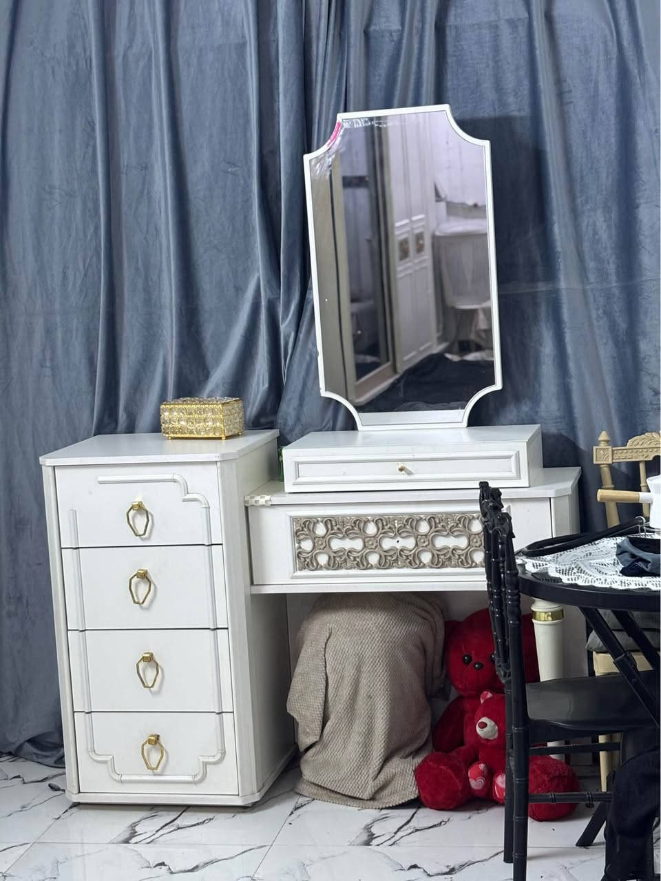 غرفه للبيع تركيه ثكيله ونضيفه  سعر 600وبيها مجال للشراي مكان كربلاء اتصال ع رقم  *********** كربلاء, العراق
