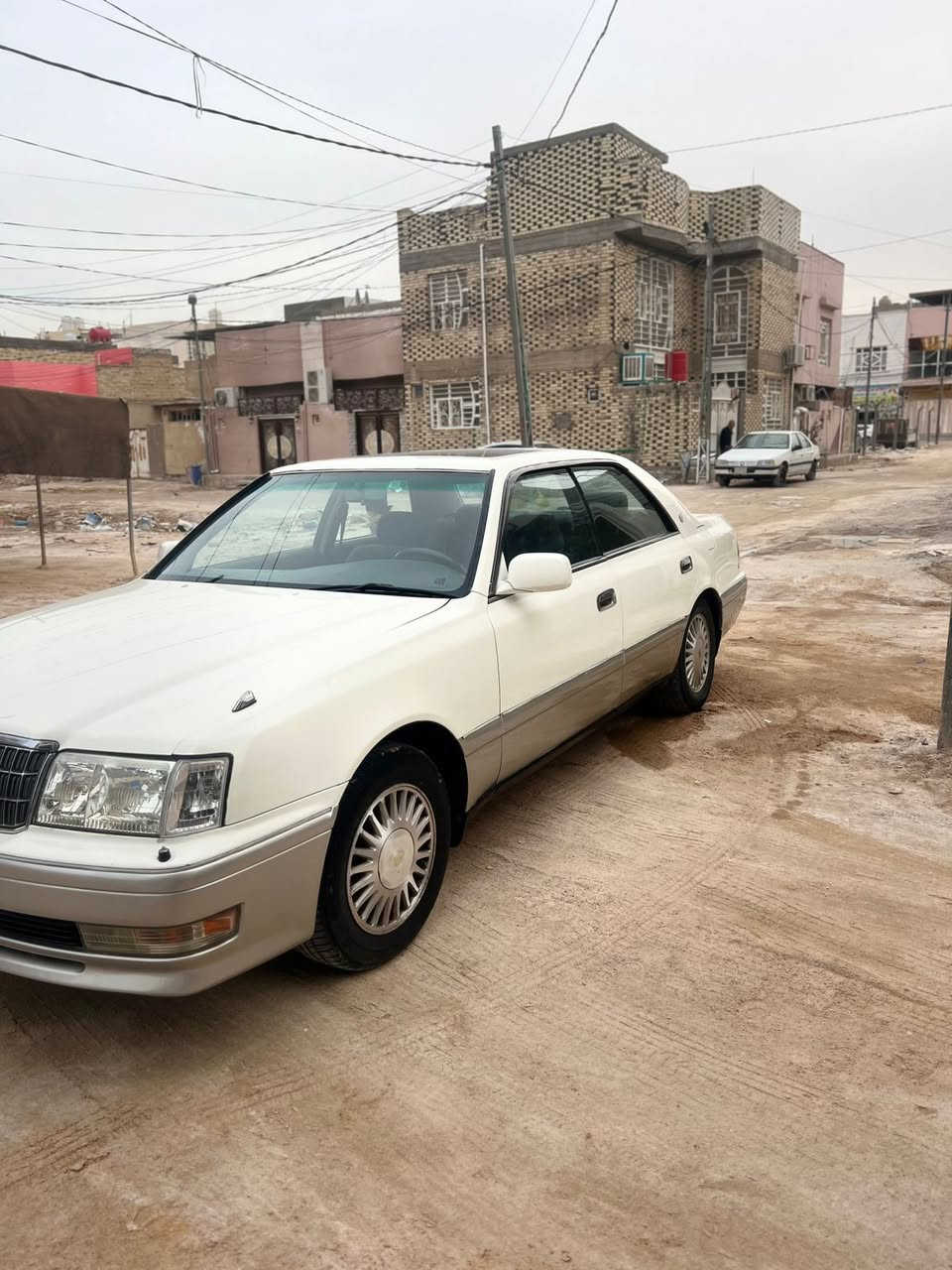 راس الثور رقم تأميم صدامي سنويه باسمي موديل 2000 فول مواصفات1/1 مكفول كفاله عامه من ضربه وصبغ مفحوصه قرار ١٠٢ باقي على دفع الكمرك سياره جاهزه السعر ٥٠ العنوان نجف الاشرف 
***********
