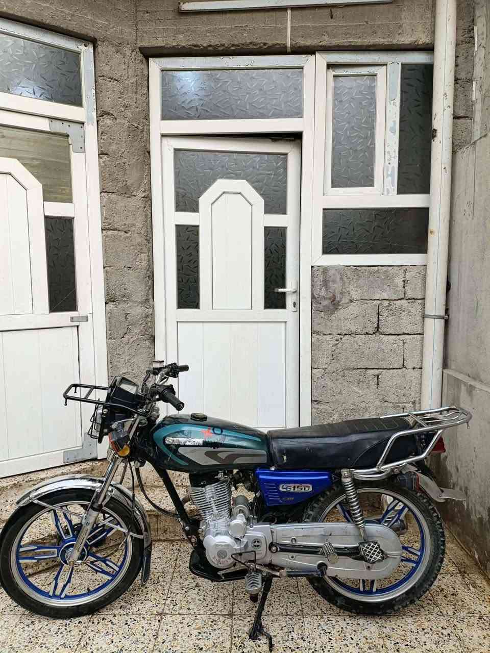 ‏سيفان 2021 جديد  دوسات سفط  ابو درع بريك دسك   بصمه موجوده منفيس موجود  كهربائيات شغاله كلها  دبلات تكمز وياله عكرب نضاف فول  تايرات نضاف محرك يلمع  كزوز ماله اصلي نضيف سيبايه ماله الاصلي هم نضيفه دراجه نضيفه   سعر  470 مجال  *********** واتس اب ‏‪***********‬‏
