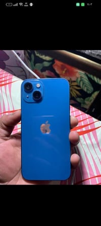 آيفون ١٣ • غير مبدل • مع الكارتونه