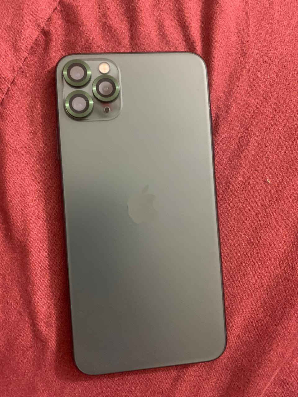 ١١ برو ماكس ذاكره 256بطاريه 79جهاز كلش نضيف مبدل بس شاشه اصليه 3 خيرات السعر 250 رقمي ***********
