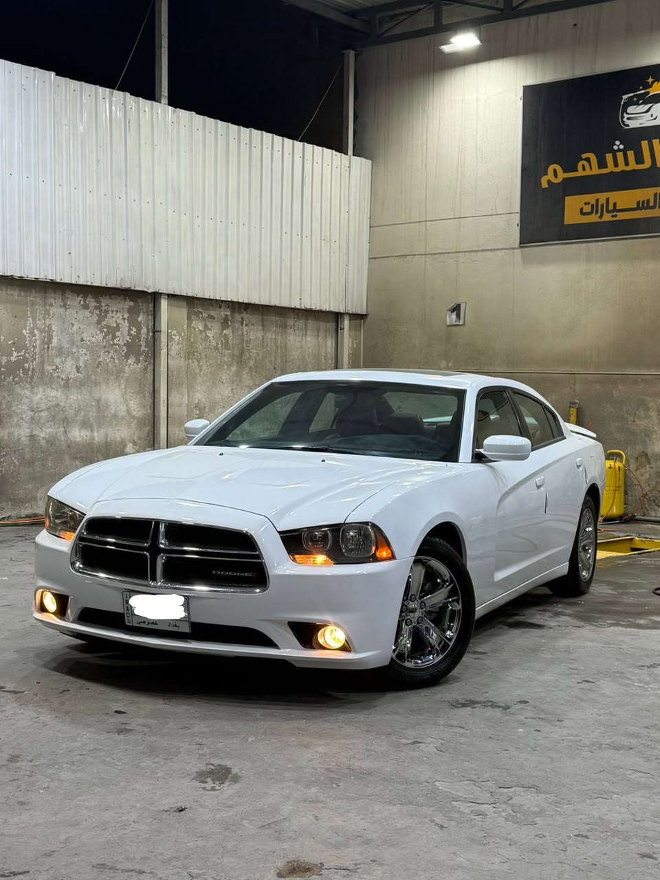 سلام عليكم شباب 🌺 رمضان كريم 🌸
عندي جارجر موديل 2012 وكاله العرصات 

يعني خليجيه السيارة رقم بغداد بسمي 

سيارة جديدة واحلى من الصور ومصوره فديو 

بغداد / الكرخ  / 

وهذا رقمي *********** 

وهذا بي واتساب ***********
