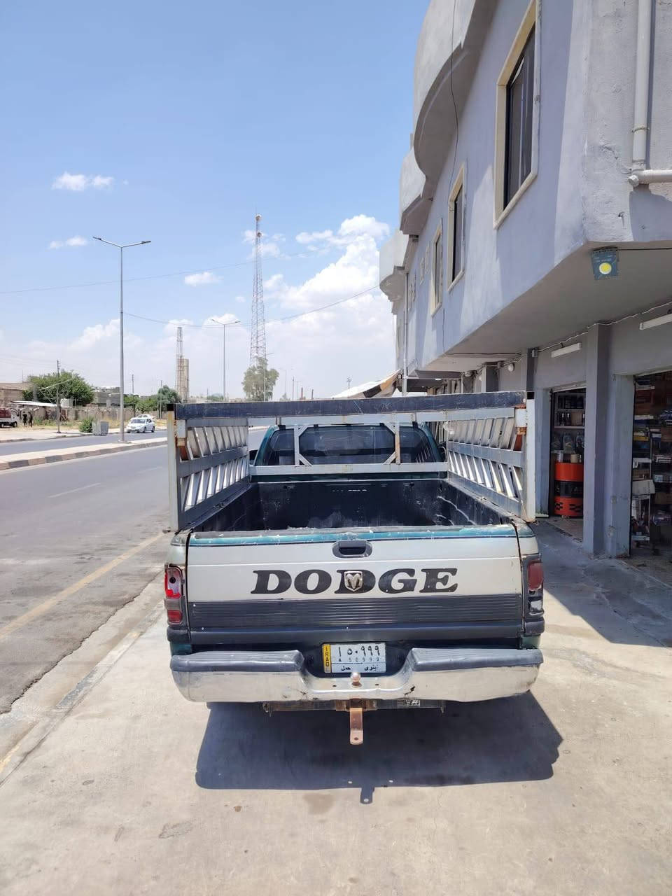 دوج أمريكي مكينه سوبر كاز  وبيه حصه مال كاز سنويه جديده شرط التحويل  كير مكينه اكسن كلو شرط   ***********       ***********
