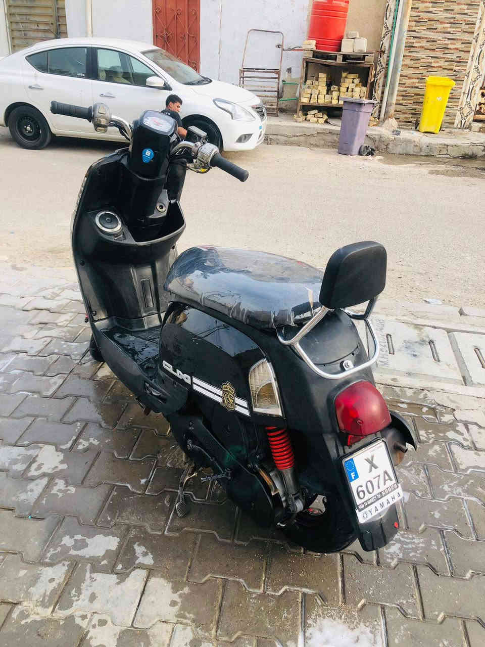 سلام عليكم دراجه بوليس كابريته لبيع  مكينه ما مفتوحه فقط كفرات مبدله درجه ثانيه ول يده مال بريك الخلفي يردلهة تبديل فول شلعة كلشي شغال البصره 5ميل السعر 1150 وبيهة مجال ***********
