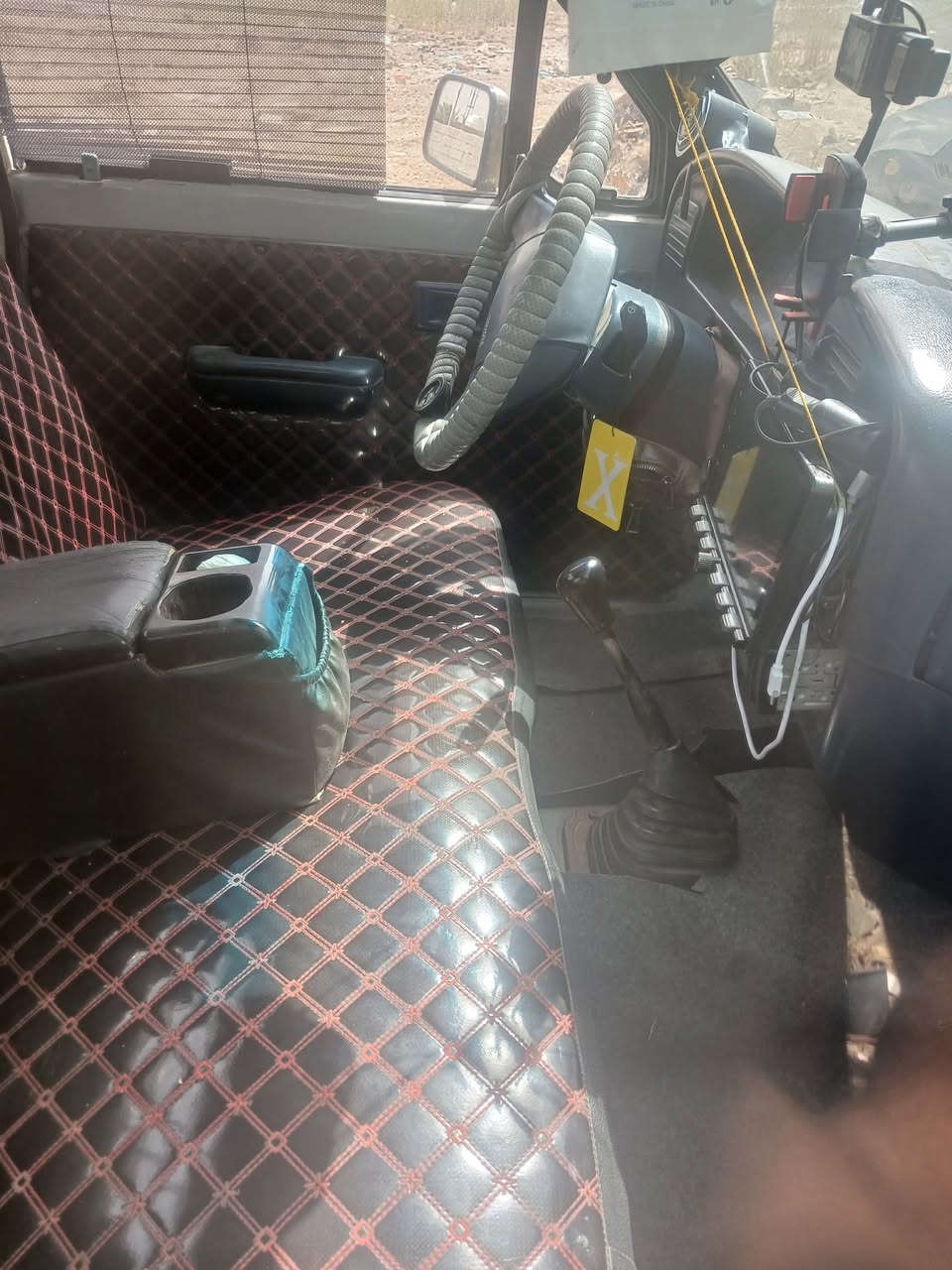 بيكم تيوتا لبيع مديل ١٩٨٩ بغداد وضع شركه جارده صدر جديد تواير جديده توشمه جديده نضيفه بس محرك بي تبخير قليل سعر ٦٠ وبيه مجال ***********
