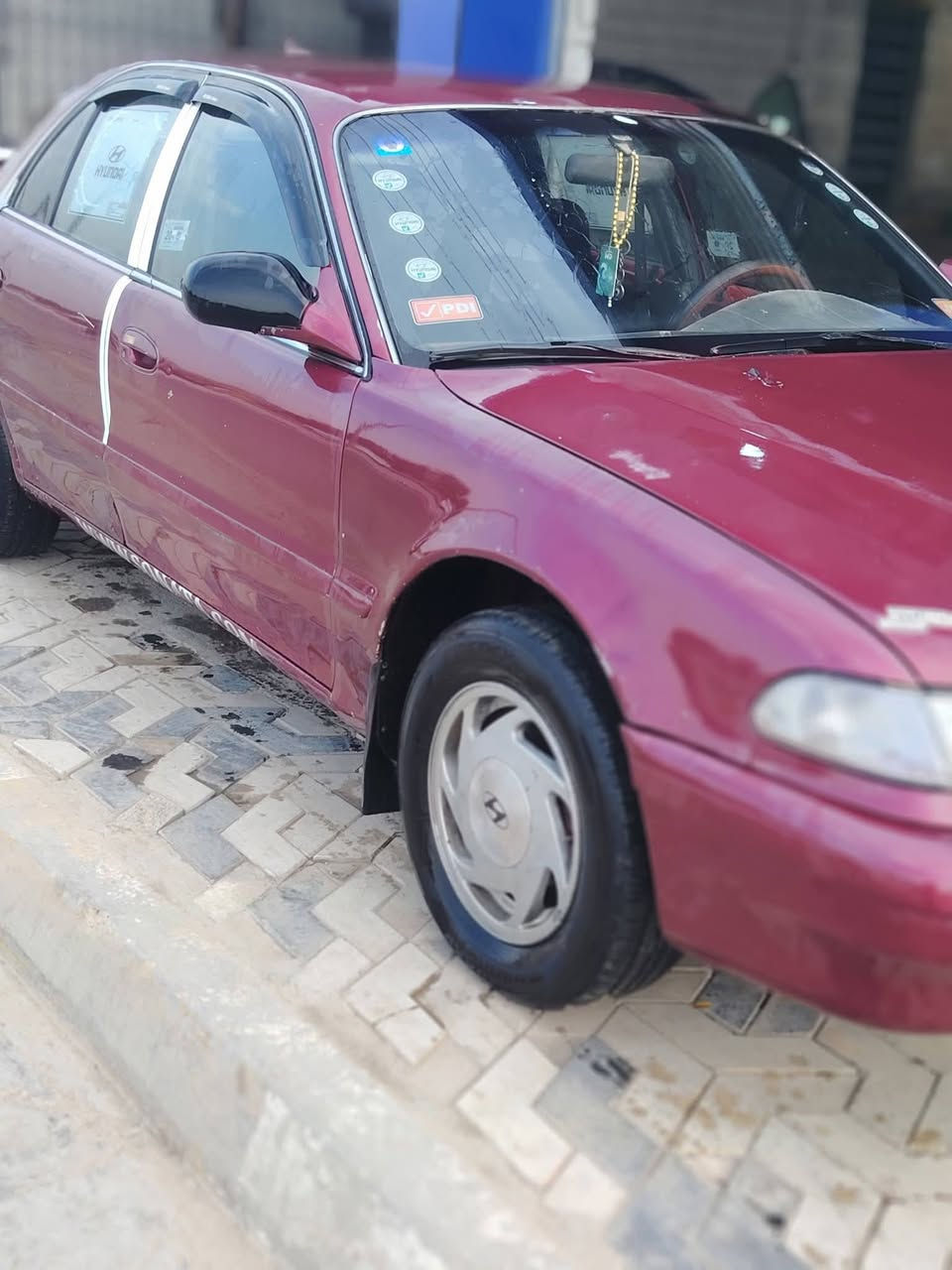 سلام عليكم شباب البيع سوناتا تو 94  رقم بغداد رقم نكليزي  سنويه لحد 28 سياره مصبوغه جماليه مكفوله من ضربه  صبغ حزام فقط قماره بلاديه  مكينه كير صدر تخم كهربايات كلها شغله سنتر لك أبواب
مكينه مسكر  تدفه تبريد ثلج مضخم صوت
دوشمه ارضيه   ابطاين أبواب جدد 
 سماعات 
كامره شاشه  
 كيجات شغاله حماوه بانزين كيلو متر سياره مصروف عليها مرتبه جاهزه تحويل ثاني يوم مكان سياره بغداد تاجي 

كير عادي داخل نضيف سياره مابيها ضربه فقط صبغ جماليه 
صدر أمامي خلفي جديد منضومه تبريد  لايت زنون ثلجي 

سعر 46 ورقه بيها مجال الشراي تحياتي الجميع 
***********
 *********** 
كير مكينه صدر  كله مكفول  مكينه مسكر تبريد سياره مكفوله من ضربه صبغ جماليه 
قماره بيها جراد بسيط
