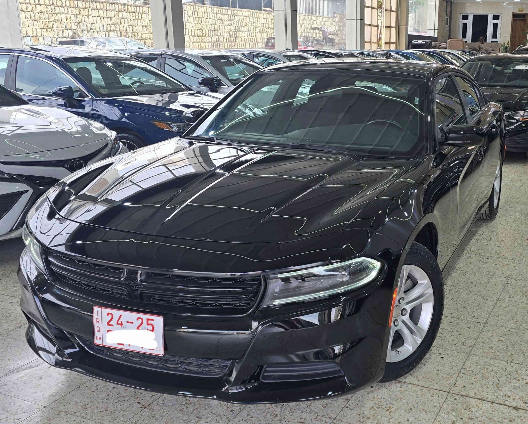 جارجر 2023 
6 سلندر تو ويل 
فقط كارت بالبوند 
كلين تايتل... بدون ملاحظات 

جديدة السيارة بوضع الشركة 
وبدون نقص نهائياً 

كاتي بدون رقم تترقم شمالي ( اربيل دهوك سليمانية )

السعر 225 وبيها مجال 
مكان السيارة دهوك 
***********
***********
اتصال أو واتساب
