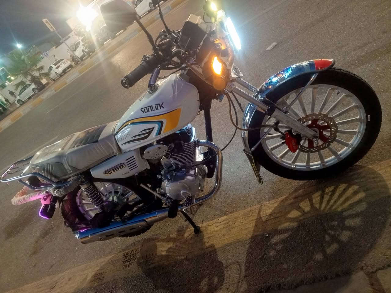 سلام عليكم 
للبيع 
ايراني موديل 25 المحرك 150
دراجة مكفوله من كلشي 
محرك ناعم و نشط  تجي وشوف حيل نضيفه 
أوراق منفيس فقط
الموقع التاميم ركن المدينه
السعر 800 وبيه مجال حك الجيه 
الي يحب يقتنيه يجي خاص


**إذا كنت صاحب هذا الإعلان وتريد حذفه لأي سبب، رجاءا أرسل رسالة إلى الدعم الفني**