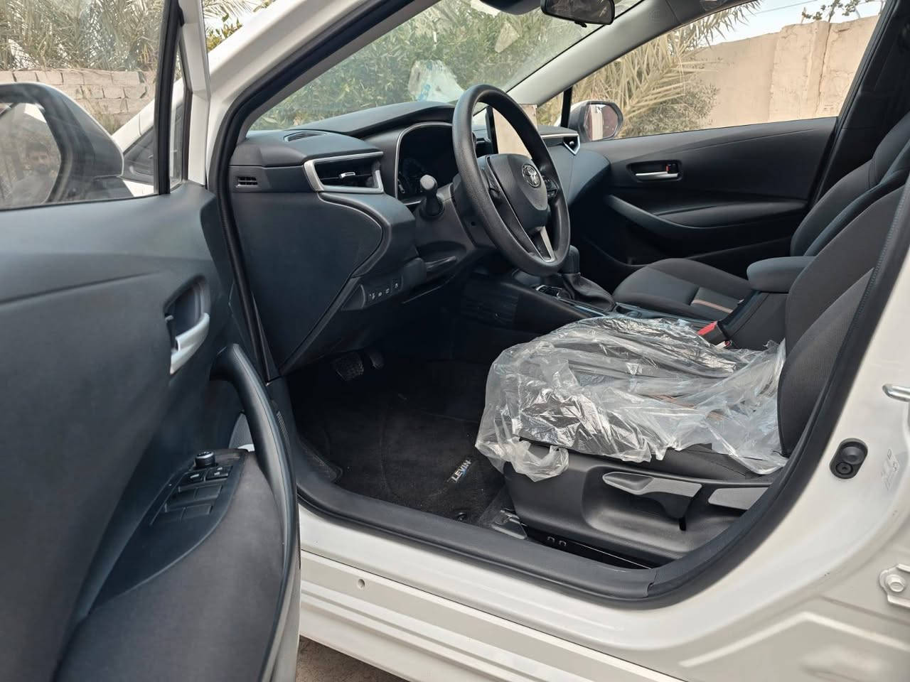 السلام عليكم 
كورلاه موديل ٢٥
ماشيه ١٥٠٠ بعدهه عله وظع شركه زيرو
مرقم بغداد بسمي 
فول مواصفات 
***********مكان السيارة بغداد للستفسار اتصل
