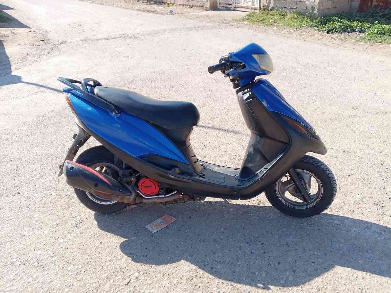 السلام عليكم متاح دراجه ياماها ياباني سعرها ٤٥٠بيها مجال 
*********** ديالى الخالص
