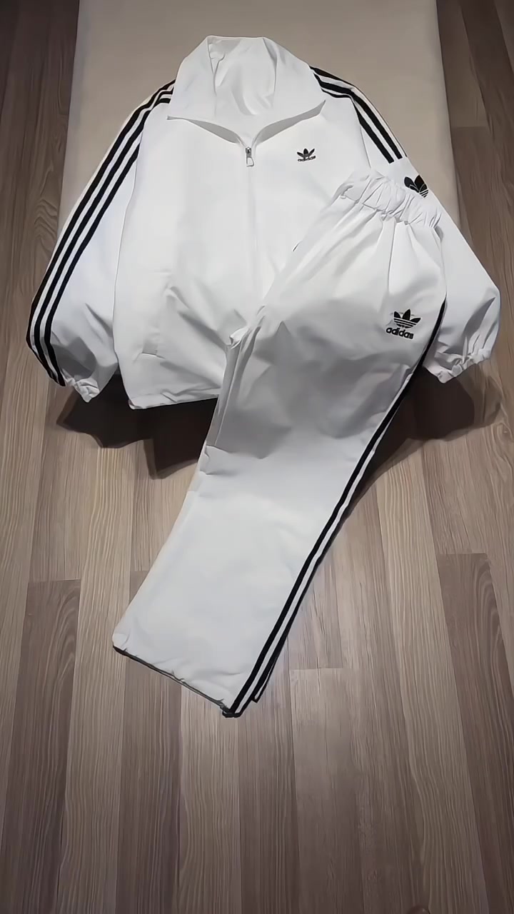 طقم قطعتين خامه دابل ايطالي كوالتي عالي يله بنات دعمكم 🤗🥺
السعر فقط 27 الف 

توصيل 7 الاف محافظات
توصيل 5 بصره

للحجز والاستفسار المراسله 
القياسات 38 40 42 44 46 48 
متوفر بكميه ترويج 

متوفر جمله


**إذا كنت صاحب هذا الإعلان وتريد حذفه لأي سبب، رجاءا أرسل رسالة إلى الدعم الفني**