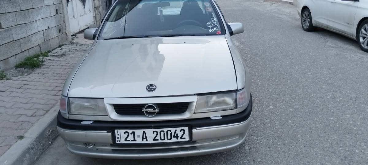 للبيع اوبل فكتره حجم 20 سنويه مشروع لحد 2027 موديل 1994 مصبوغ عام جماليه بدون ضربه تبريد كير اوتوماتيك محرك كير شرط كهربائي كلهه شغال هلالات على بلاد ABC قفل مركزي لاصرف ولا بخار سياره كلش حلوه وجديده شرط تحويل مكان كركوك السعر 48 وبيها مجال ***********
