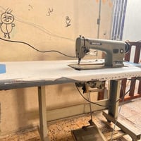 مكينة خياطة صناعية • نظيفة • حي الرفاعي
