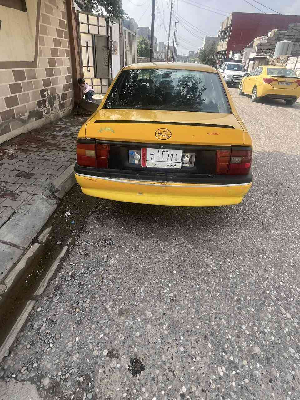 اوبل فكتره حجم ١٨ كير عادي رقم كركوك محرك كير صدر تايرات كله جديد سياره حلوه مال بيت دفتر بانزين موجود شرط التحويل  سنويه ساقطه من ٢٠١٨ مكان سياره بكركوك سعر ٣٨ بيه مجال للشراي وترهم اقساط مقدمه ٢٠ وبشهر ٣ اوراق احسبه ٤٣ 
***********
