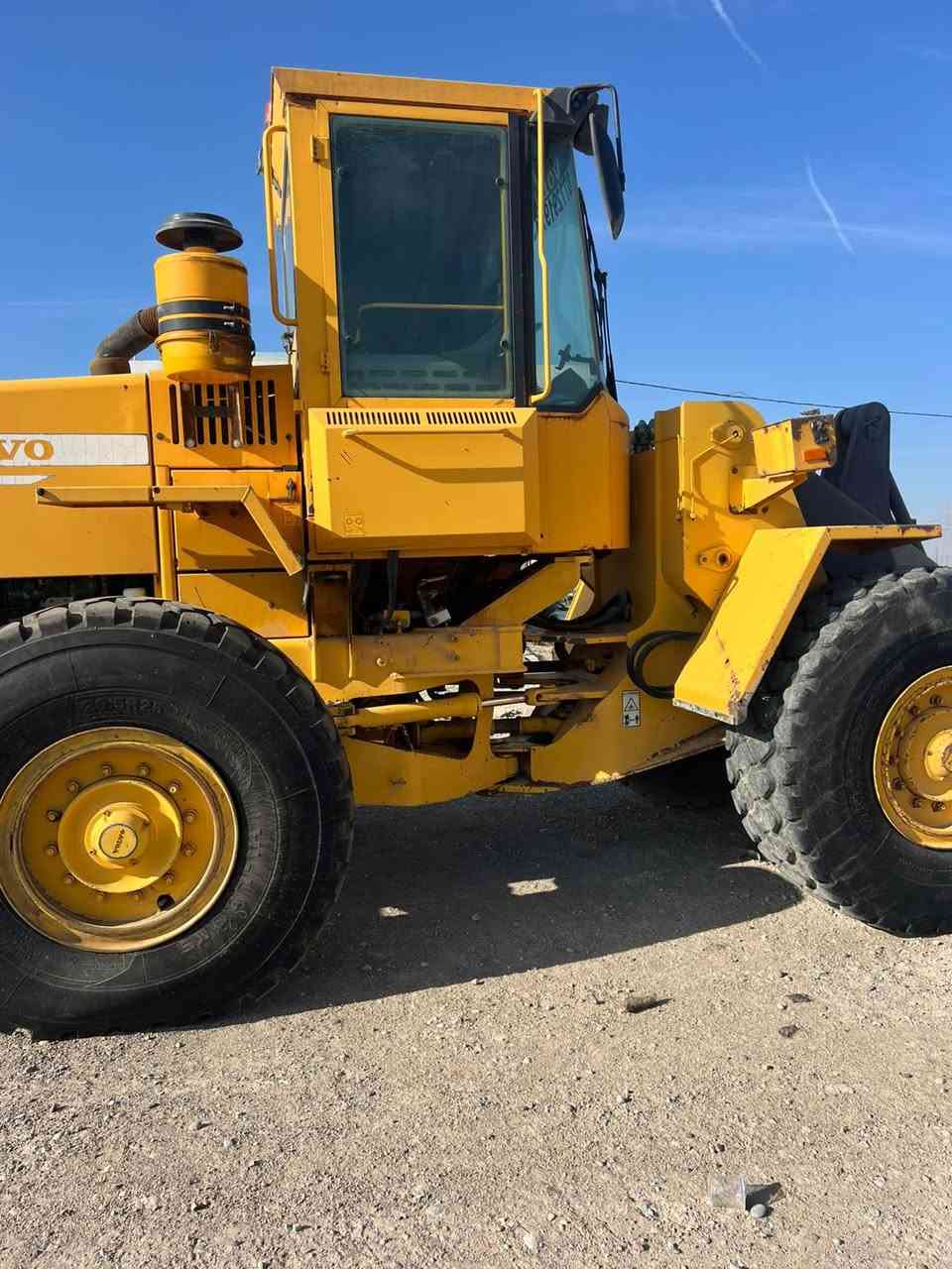 شفل فالفو حجم 90 سي منفيس بدون صبغ جاهز للشغل تخم تاير محرك كير كل بل شرط رقم ***********
