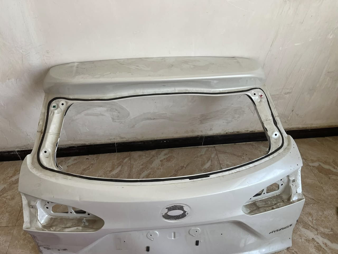 جنطه تيوتا كروس موديل 2025 بيه طخه خفيفه للبيع مكانه بابل ***********
