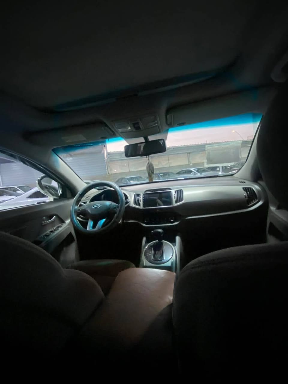 🚙 كيا سبورتاج 2011 خليجي للبيع 🚙
✨ المواصفات والتفاصيل:
موديل 2011
خليجي
كفالة عامة
فول أوبشن
فتحة بانوراما
لون أبيض
قير أوتوماتيك
شاشة ونظام ترفيه
كاميرا خلفية
حساسات
تحكم بالمقود
مثبت سرعة
تكييف
نوافذ ومرايا كهربائية
جنوط ألمنيوم
سيارة نظيفة وجاهزة للاستخدام
رقم بغداد
📞 للاستفسار والتواصل:
***********
