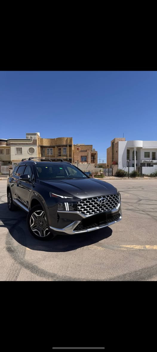 سنتافي گلكرافي مرقم ذي قار كفاله عامه تقرير تعمل وتسير 
فول مواصفات 
موديل 2023
ماشيه 18 الف 
سعرها 255 وبيها مجال مكانها ناصريه مركز
***********
