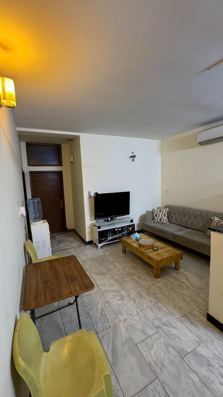 للايجار في السيدية شقة طابق اول   موثثه
تحتوي على غرفتين نوم 

وصاله 

مؤثث بلكامل

وخدمات صحيه

السعر : 750 الف 

موقع: السيديه - ع شارع المركز 

_______________________________________

للاستفسار

 ***********

***********

واتساب
