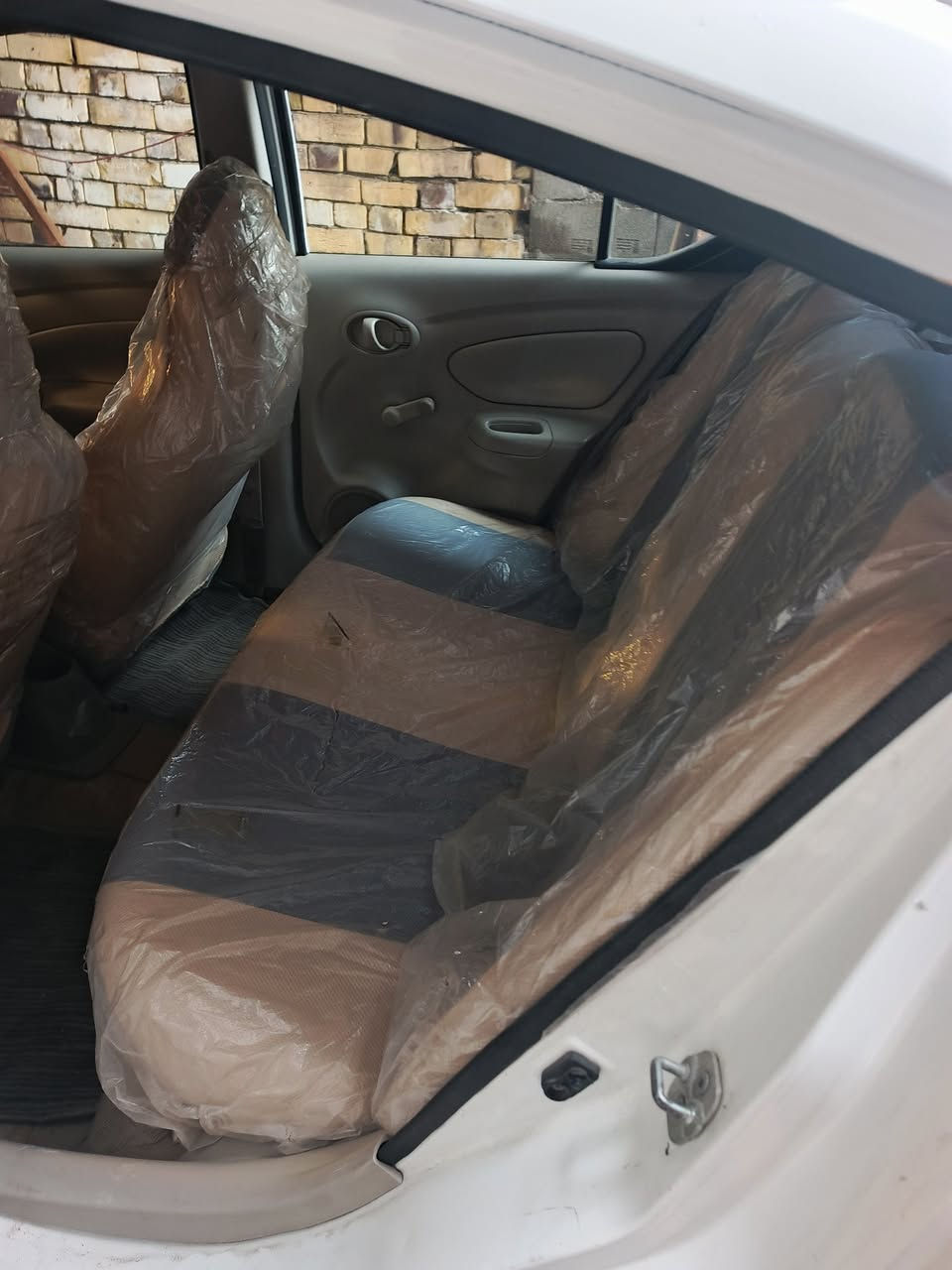 نيسان سني2014 خليجيه ادوات ادوات كصه جنطه مكينه كير حداده تبريد كفاله مطابقه رقم وسنويه طبق اصلي السعر 35رقم ***********
