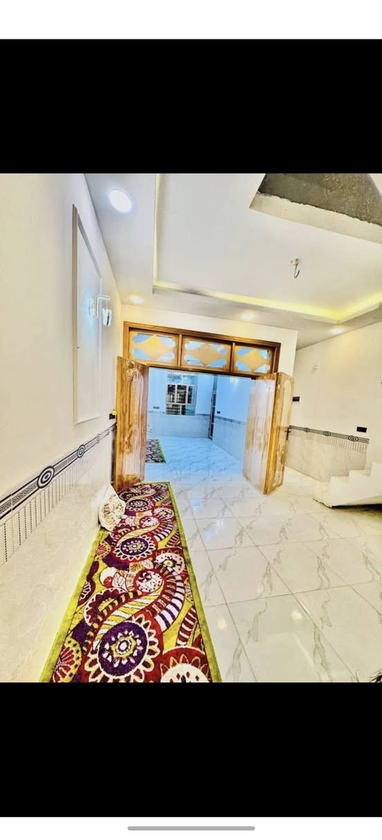 دار لليجار 100 متر طابق واحد
مكانه نجف مجمع بيتي لثاني 
سعر ليجار 250 الف 
مقدمه ثلاثه 3 اشهر 
استفسار 
***********
***********

