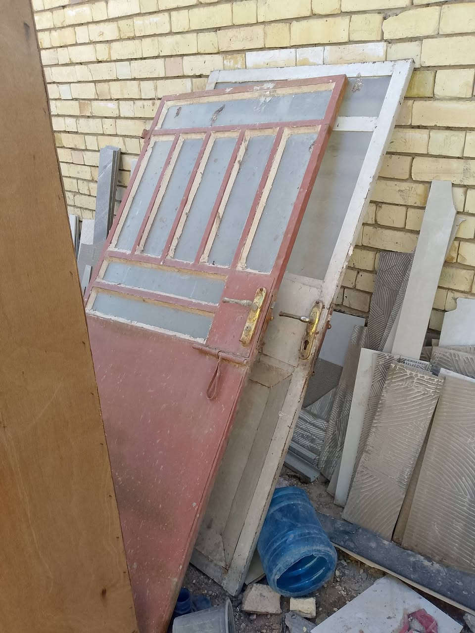 ابواب للبيع بدون جرجوبة


**إذا كنت صاحب هذا الإعلان وتريد حذفه لأي سبب، رجاءا أرسل رسالة إلى الدعم الفني**