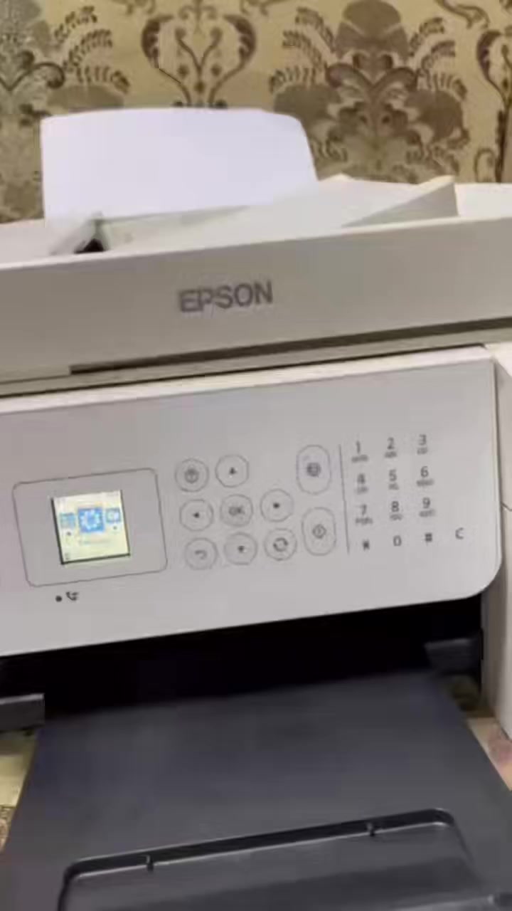 أسلام عليكم
طابعه ايبسون
 ET4700/wfi
نضيفه كلش كلش اخت الجديده
 للطبع وللاستنساخ
سعر الطابعه185الف 
للعم وللتوضيع يرجى ارسال مبلغ عربون قدره 25الف للحجز ولتثبيت الطلب غير ذالك يلغى الطلب 
***********
***********
https://www.facebook.com/share/g/1Aj6hFKir6/?mibextid=wwXIfr
ادخل وانظم للكروب راح تلكي الي يناسبك بسعر والنظافه اهلا وسهلابكم
