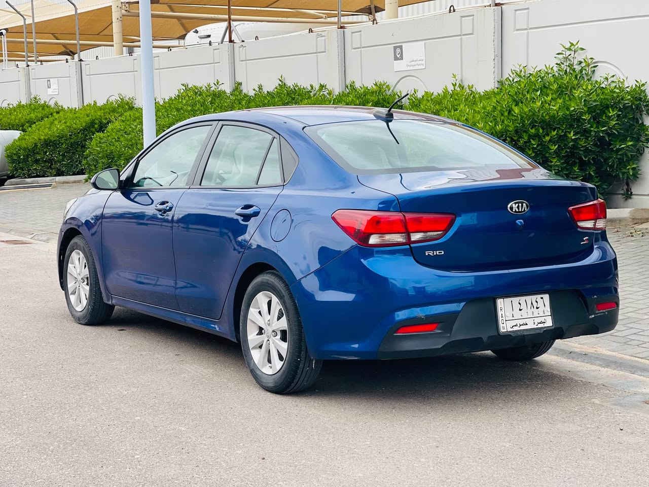 السلام عليكم للبيع كيا ريو موديل 2020 وارد امريكي مواصفات S شاشه جبيره تحكمات فول محرك 1600 دوش سياره حيل جديده استخدام بنيه ماشيه 73 رقم بصره معوقين وهلسنه تخلص حادثهه جاملغ امامي فقط ومبدل والباقي كلهه كفاله السعر 100وهاذا رقم صاحب السياره *********** البصرة, العراق
