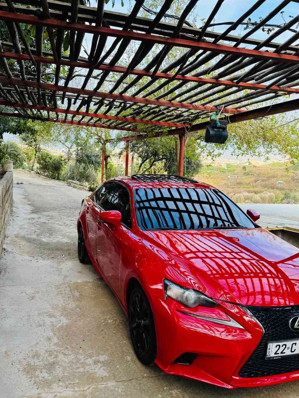 Lexus 2016 is 200 
حجم محرك/٤ تيربو
سعر ١٣٨ ورقه مكان دهوك
كير محرك شرط مكفول
صبخ/٢ قطعه و نص بدون ارباك ارباگ سليم كلو
سياره مواصفات فول فول 
كشنات جلد كهرباي بصمه بصمه ابواب بصمه تشغيل داخل ابيض شاشة كاميره ٣گير ٣ مود يعني فول فول مكاني دهوك مراوس ب رقم شمال فقط
*********** مكاني دهوك واتس اب دهوك, العراق
