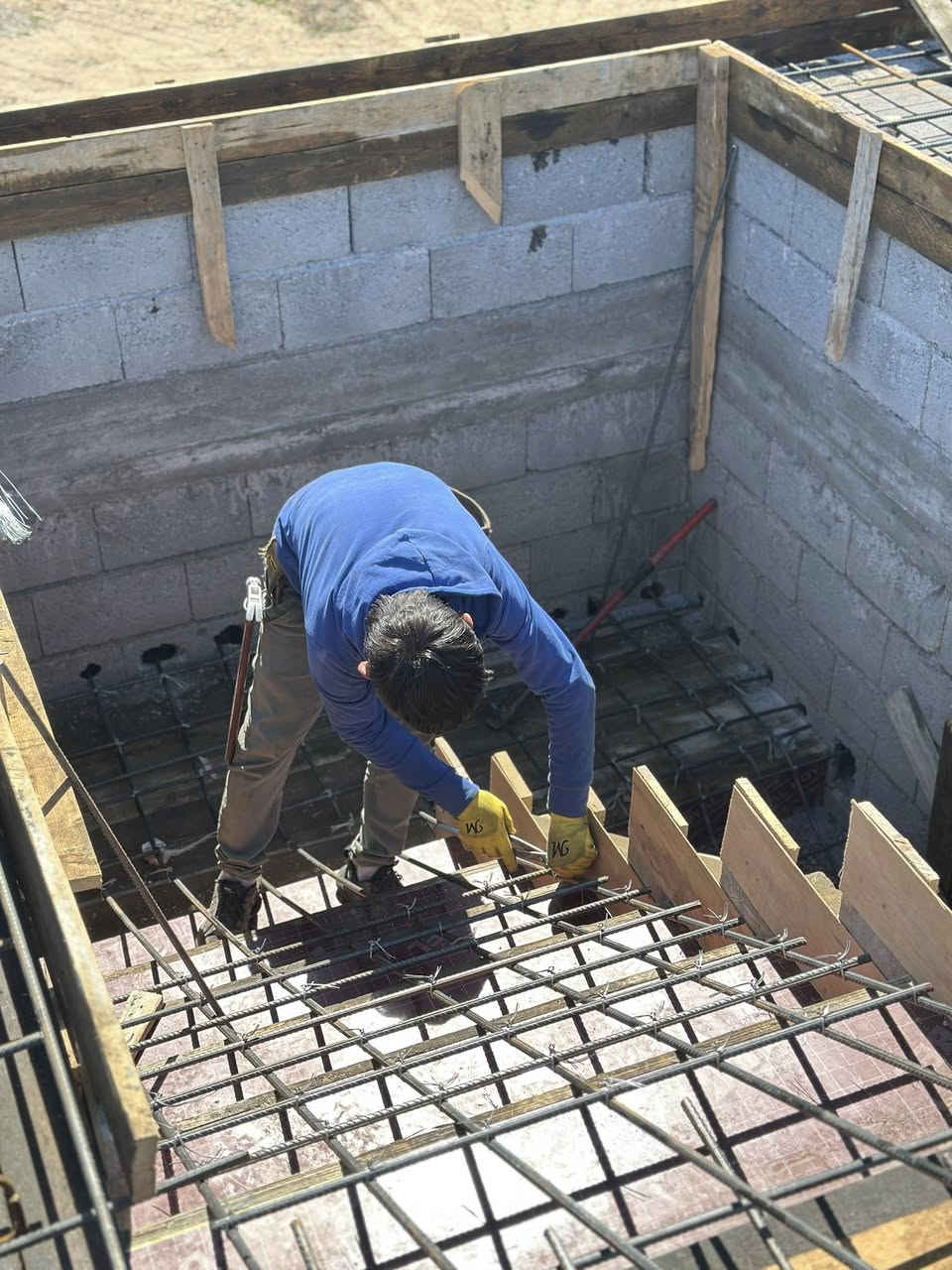 جزء من اعمال كادر مكتب تاج الهندسي
مكتب تاج الهندسي للعمارة والبناء
تصميم - تنفيذ - اشراف - مقاولات
كركوك - طريق بغداد - بداية سايدين محطة غرناطة
مهندس عمر عدنان /***********
