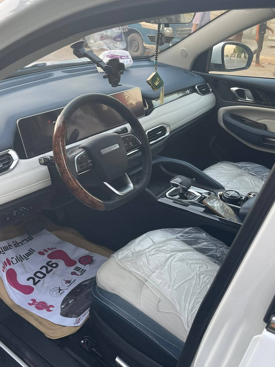 السلام عليكم
جيتور x50 للبيع موديل ٢٠٢٦ السيارة فول مواصفات بضمان الشركة ماشيه ٦٥٠٠ السعر ٢٢ مليون وبيها مجال للشراي


**إذا كنت صاحب هذا الإعلان وتريد حذفه لأي سبب، رجاءا أرسل رسالة إلى الدعم الفني**