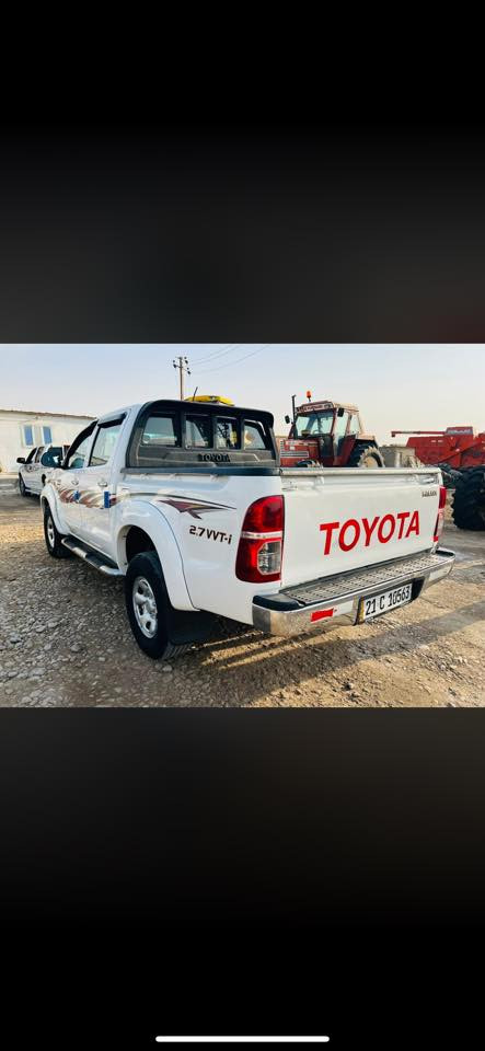 سلام عليكم
تيوتا هايلوكس للبيع
موديل 2014
سياره جديده تخم تاير 
صدر جديد 
لايت زينون 
مستعجل عل بيع
سعرها 170وبيه مجال قليل 
***********
