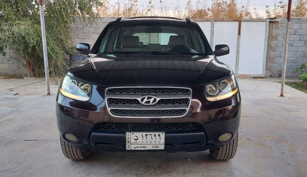 السلام عليكم : سنتافي خليجي 2007 محرك 6سلندر بيه صبغ صفحه والجنطه اثر جرادبدون معجون اوتبديل شرط الفحص السونار بالمنشور موضح بي كلشي كير محرك كفاله السياره صارله عدنا 9سنوات7 راكب تبريد 3 قطع السعر 107 مكان السياره بغداد اليوسفية 
***********
***********
