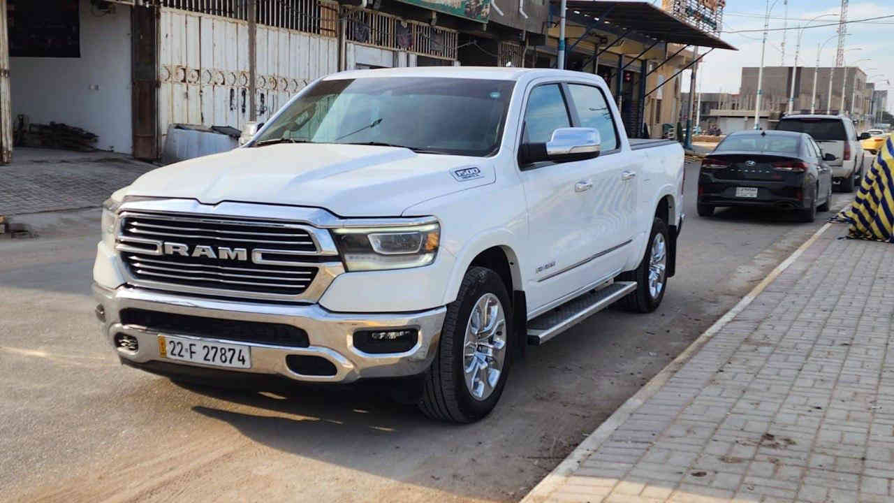 ‏2022 RAM 1500, LARAMIE
السيارة للبيع 

محرك ٨ سلندر ٥٧٠٠ 
دفع رباعي
باب طويل بدي قصير (المرغوب) 
السيارة جدا نظيفة ما ناقصها شي 
حدادية و تبريد و مكينة و گير كلة ١٠/١٠ 
صيانة دورية للسيارة دهن مكينة اصلي فلاتر كلها موبار وكالة
 البانزين محسن او سوبر 
البدي مغلف بكفر سعرة ٣٠٠$ 
تايرات السيارة جدد
مواصفات السيارة  
تدفئة و تبريد كشنات / تدفئة ستيرن / سستم سماعات Alpine / حساسات امامي خلفي / مرايا تعتيم + هيتر/ المقاعد جلد و كنتارا / شحن لاسلكي / كراسي كهرباء و بعد هواي مواصفات

 
السعر 335 و بيها مجال 
رقم السيارة اربيل بأسمي 
مكان السيارة السماوة
***********
