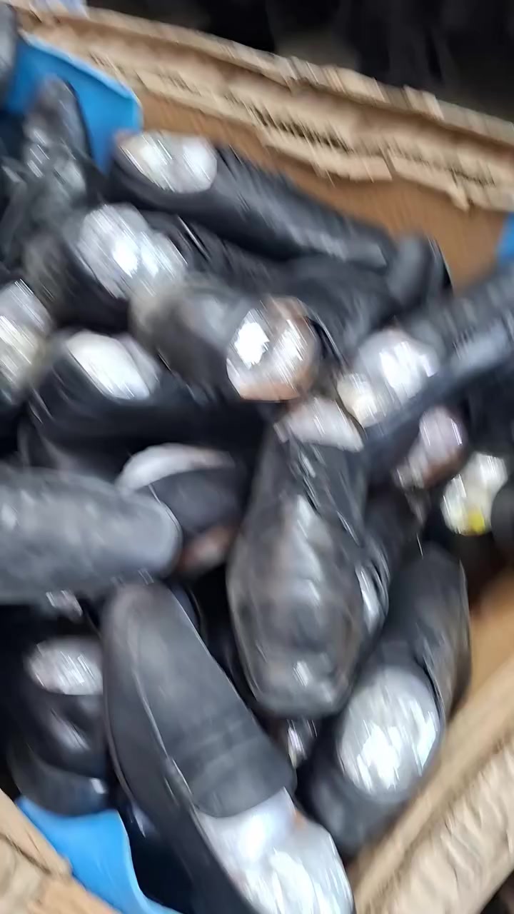 الآن فتح حذاء جلد رجالي ماركات ايطالي  فول نظافة و قميص اسود
( محل بالات ميلانو ١ للملابس الرجالية )
عنوان المحل :- الرفاعي شارع ٤٠ المحلات الجديدة (الاستثمار)


**إذا كنت صاحب هذا الإعلان وتريد حذفه لأي سبب، رجاءا أرسل رسالة إلى الدعم الفني**