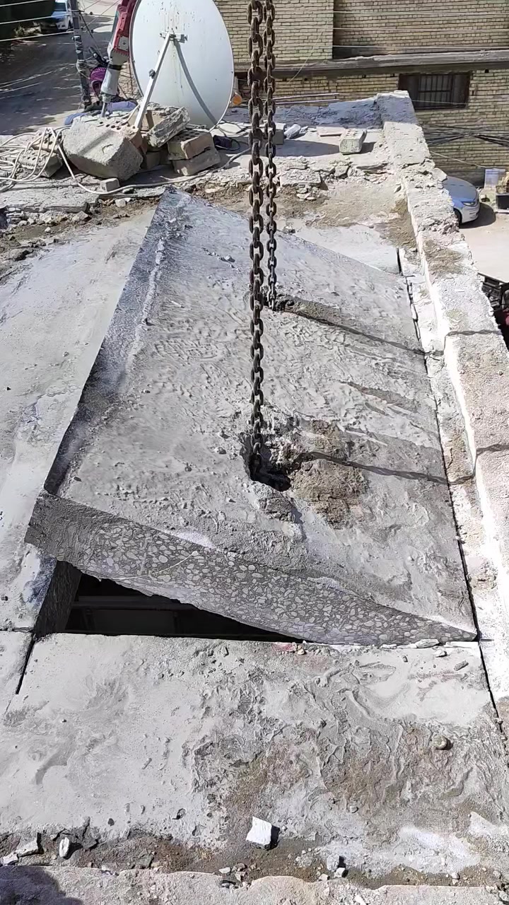 قص صب كونكريت بدون هتزاز
1-فتحت درج
2-فتح بواب
3-فتحت شبابيك 
4-كص درج وتفليش5
5-قطع جوينات 
كربلاء***********
***********
