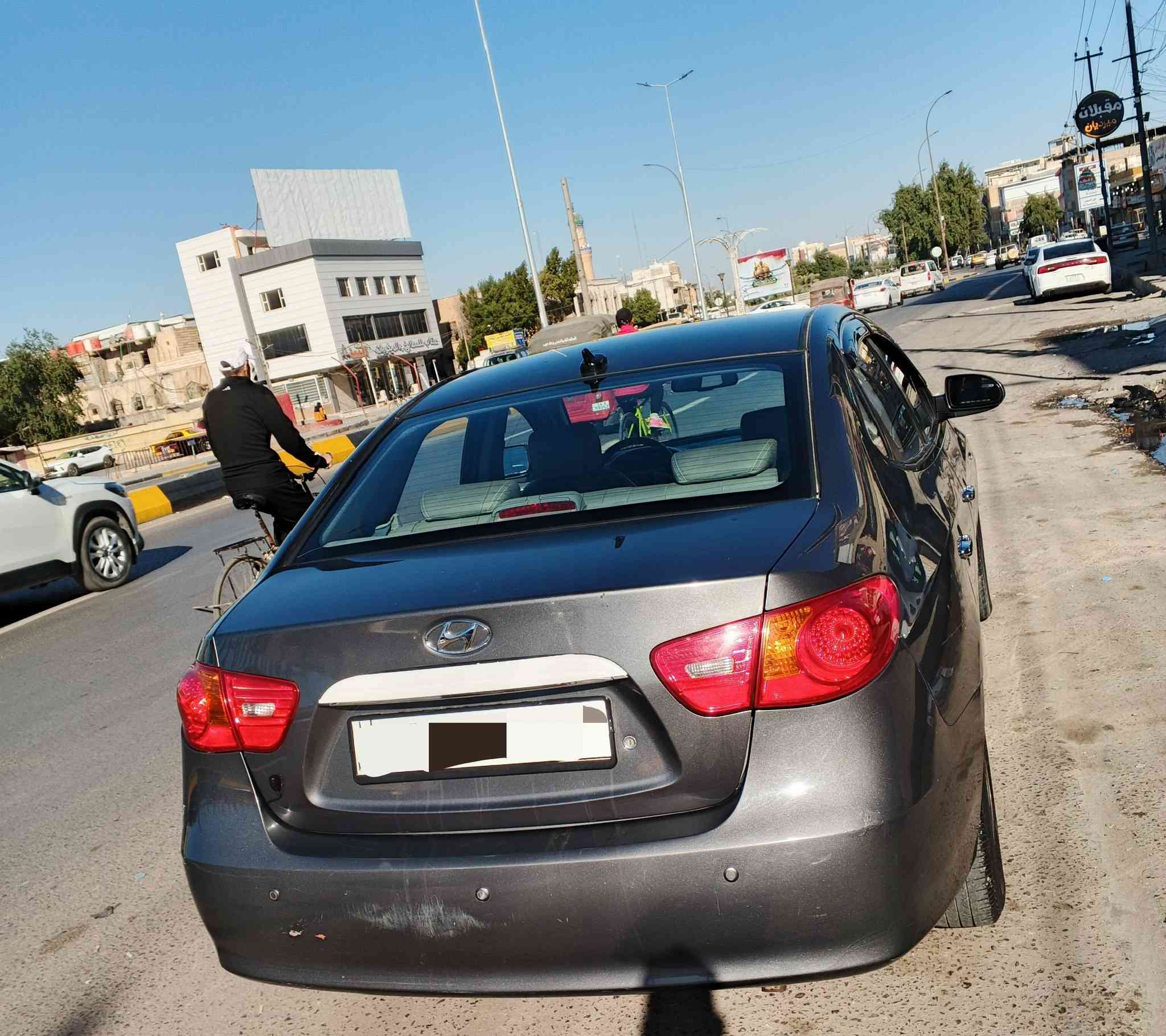 السلام وعليكم الانترا افانتي موديل 11 متومة وكاملة على 2007 سنوية لل 28 كصة جنطة جاهزة من كلشي مكينة كير تبريد كهربائيات تنتة وشاشة مابيها نقص سعرها ب 45 وبيها مجال العنوان البصرة القديمة ***********
