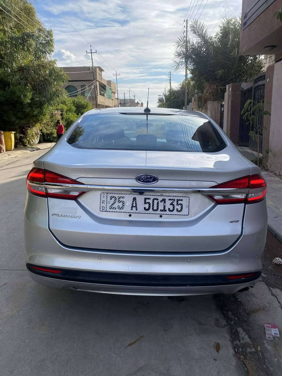 سلام عليكم
للبيع
🔷️فورد فيوجن 2017
🔷️فئة se كأنما فول مواصفات عدا الفتحة
🔷️ محرك المرغوب 4 سلندر 2500 تنفس طبيعي 
🔷️لون حلو المرغوب رصاصي 
🔷️ كاميرا خلفية مع الحساسات
🔷️ 4 جامات اوتو
🔷️تبريد قطعتين
🔷️تحكمات سترين
🔷️ الگير ماوس المرغوب
🔷️ هاند بريك اوتو
🔷️ 3 شاشات الشاشة الوسطية 
🔷️ تحكم بالمقاعذ كهربائي
🔷️لايتات زينون
🔷️6 سماعات للصوت 
🔷️مواصفات se معروفة بعد
🔷️ ضرر جامغ سكن + باب سكن تبديل بلاد
رقم كركوك الماني. السعر 120 بي مجال  ***********
