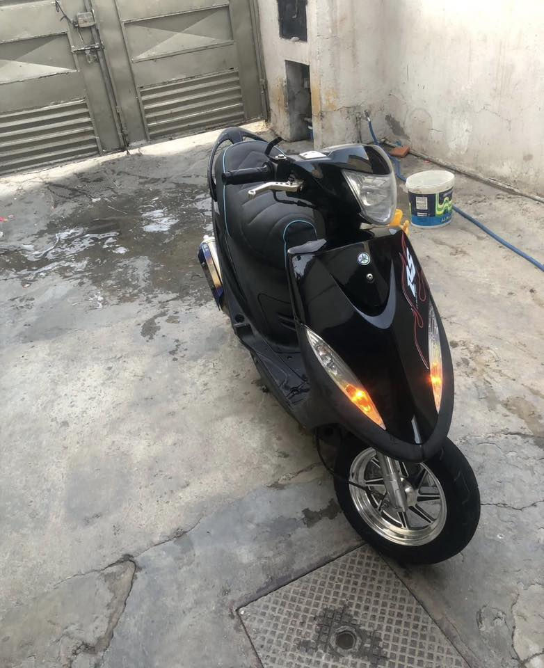 ســُلام عِـليكم دراجة ماكس للبيع دراجة جامدة و فحص كدام عينك السعر 350 و بيها مجال للتواصل ‭0771 162 6862‬
