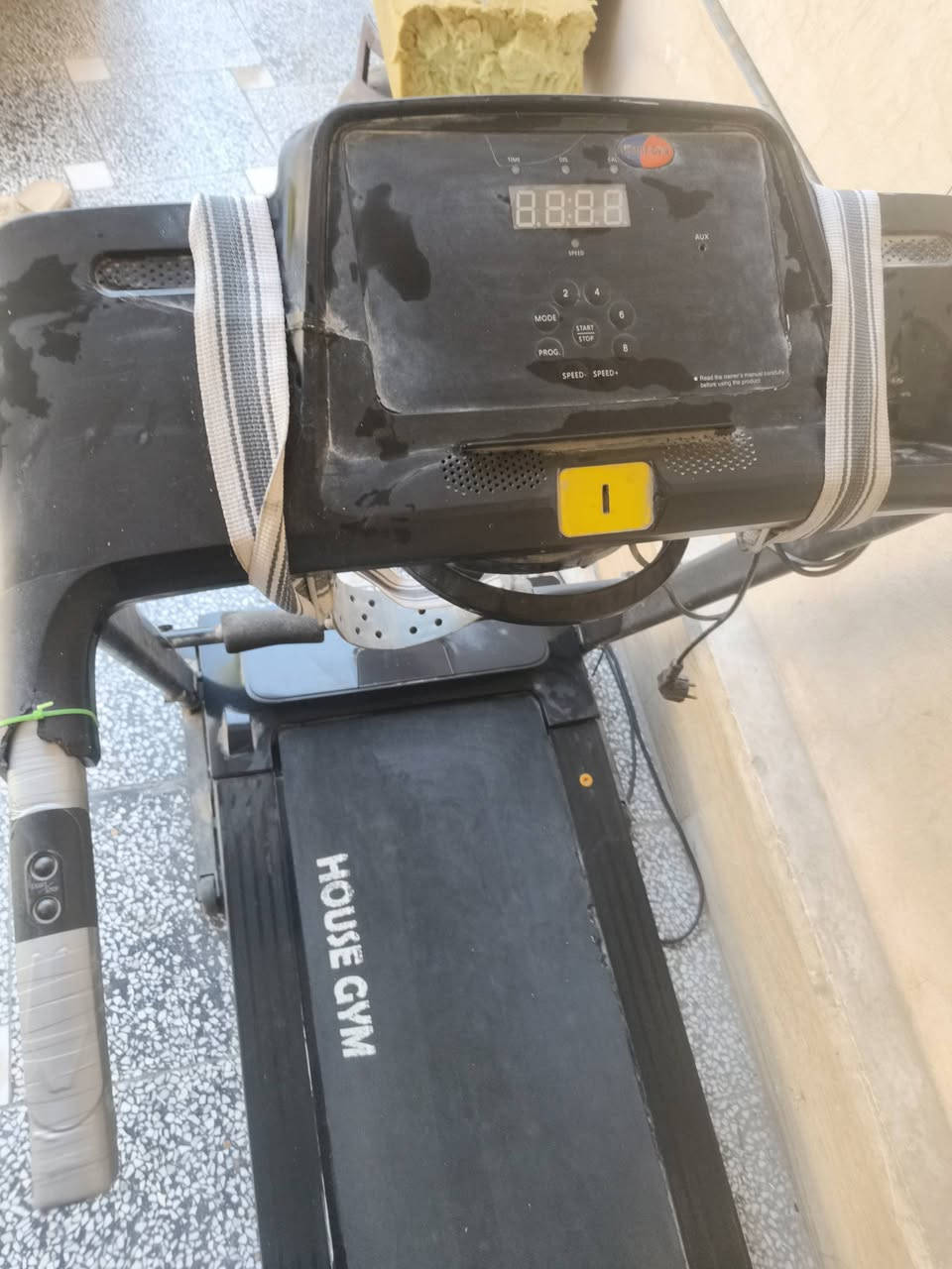 جهاز جري شغال لبيع 
ماركة: House Gym  السعر 125 وبي مجال العنوان / بغداد مدينة الصدر نهاية شارع الاورفلي جهاز جري شغال لبيع 
ماركة: House Gym  السعر 125 وبي مجال العنوان / بغداد مدينة الصدر نهاية شارع الاورفلي  ***********
