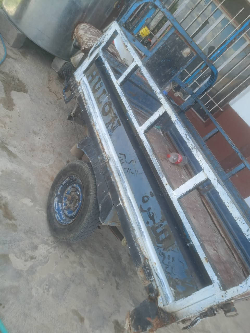 ستوته للبيع جاهزة مال شغل السعر 700وبيها مجال  شاصي نضيف محرك جديد


**إذا كنت صاحب هذا الإعلان وتريد حذفه لأي سبب، رجاءا أرسل رسالة إلى الدعم الفني**
