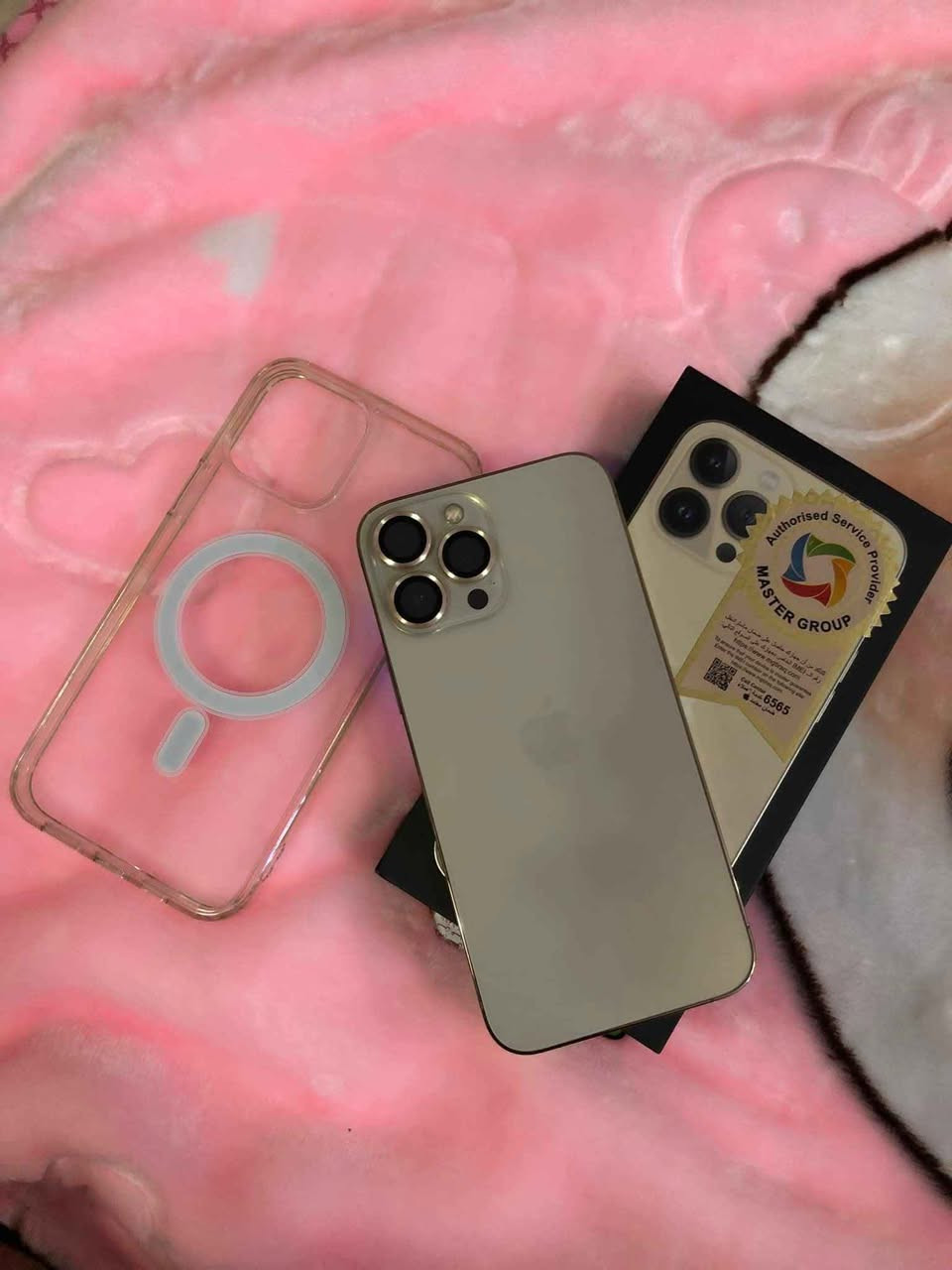 ايفون 12 برو ماكس 
الـجـهـاز نظيف زلغ مابيه  
 انطيك ظمان اسبوع 
ذاكـــــره ؛  128    
نـظـافـــه؛  99
بـطـاريته؛   100
نـمــوذج؛. M
جهاز كل شغال ومابيه اي خلل مكفول عل ظمان بس مبدل شاشه اصليه مال تفصيخ ام 3 خيارات بيه ظمان شهرر ايشي بيه او بل جهاز تاخذه بلاش وتروح وربع ما تدفع وفيس ايدي واكف
السـعر المـطـلوب ؛ 325 الـف قـفـل 
مكانـي بـغـداد مدينه الصدر بغداد, العراق


**إذا كنت صاحب هذا الإعلان وتريد حذفه لأي سبب، رجاءا أرسل رسالة إلى الدعم الفني**